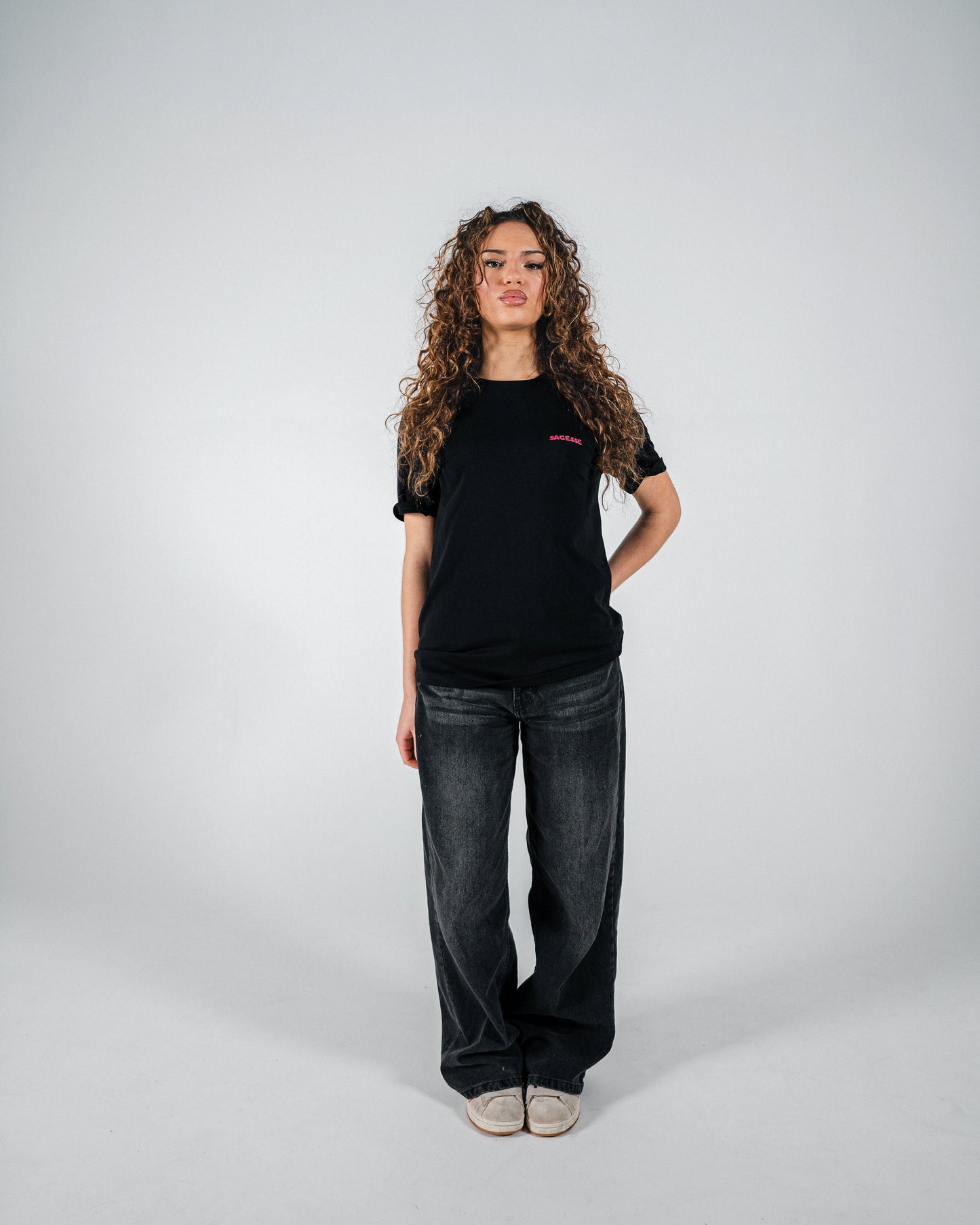 T-shirt NEED - Black